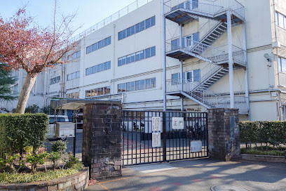 apartment 東京都立川市高松町２丁目
地図を見る