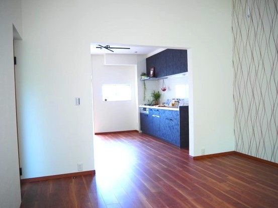 apartment 東京都多摩市落合５丁目
地図を見る