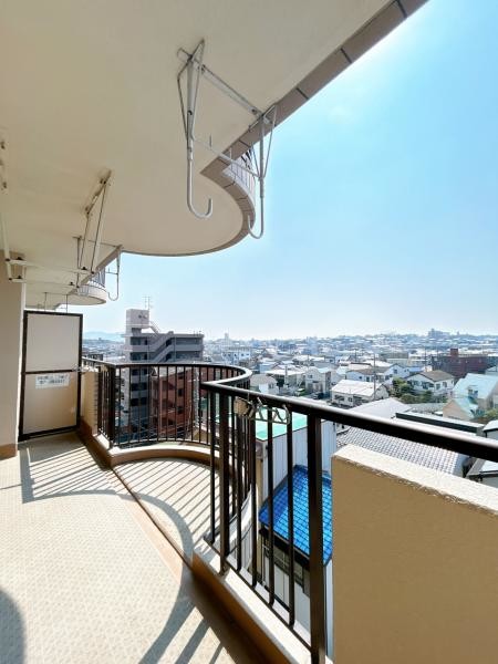 apartment 愛知県豊川市谷川町洞131　谷川町倉庫付事務所A