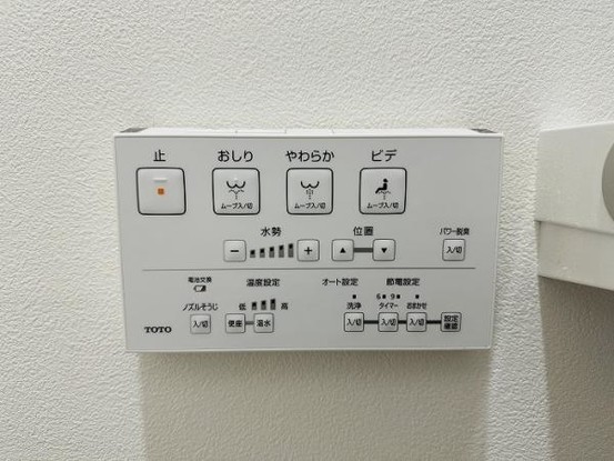 apartment 愛知県豊川市谷川町洞131　谷川町倉庫付事務所A