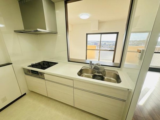 apartment 愛知県豊川市谷川町洞131　谷川町倉庫付事務所A