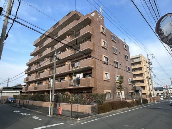 apartment 愛知県豊川市谷川町洞131　谷川町倉庫付事務所A