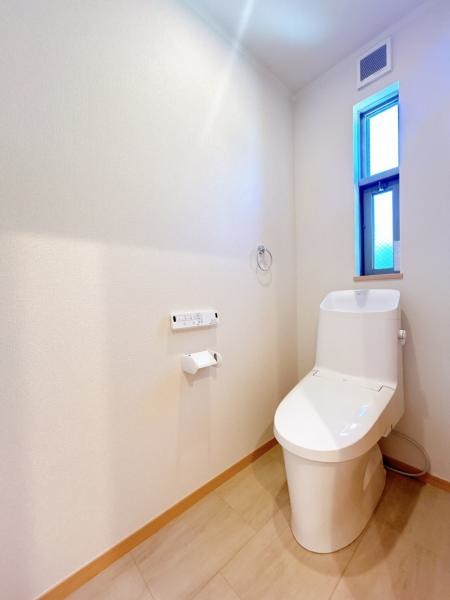 detached 愛知県豊川市谷川町洞131　谷川町倉庫付事務所A