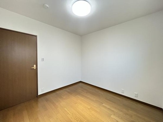 detached 愛知県豊川市谷川町洞131　谷川町倉庫付事務所A