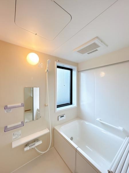 detached 愛知県豊川市谷川町洞131　谷川町倉庫付事務所A