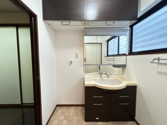 detached 愛知県豊川市谷川町洞131　谷川町倉庫付事務所A