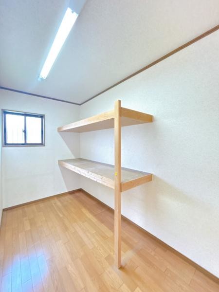 detached 愛知県豊川市谷川町洞131　谷川町倉庫付事務所A