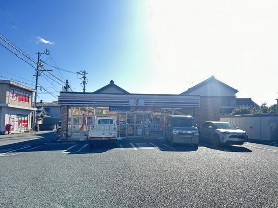 apartment 愛知県豊川市谷川町洞131　谷川町倉庫付事務所A