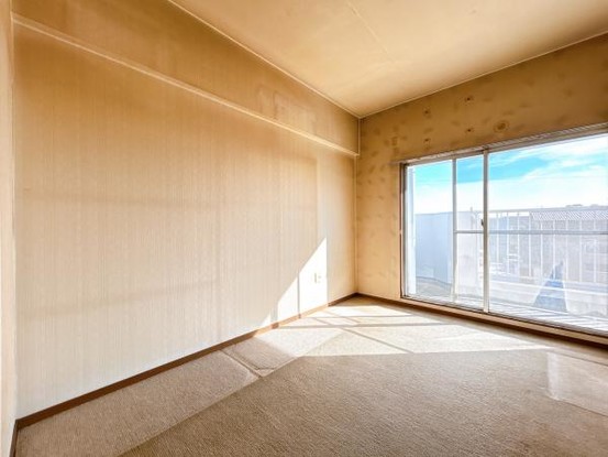 apartment 愛知県豊川市谷川町洞131　谷川町倉庫付事務所A