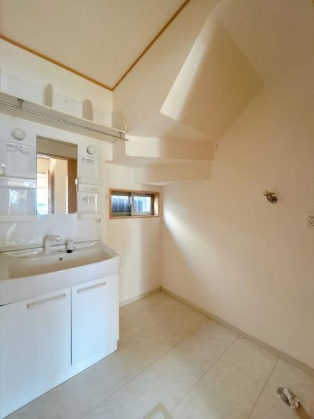 detached 愛知県豊川市谷川町洞131　谷川町倉庫付事務所A