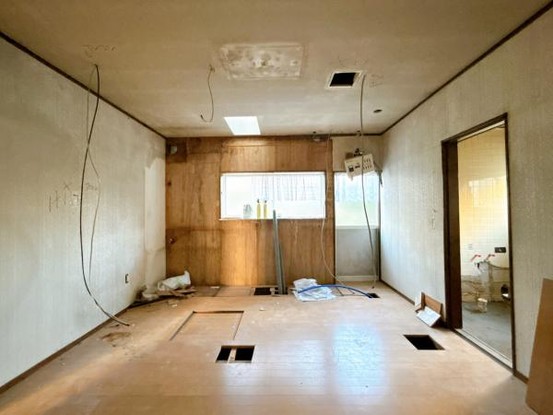 detached 愛知県豊川市谷川町洞131　谷川町倉庫付事務所A