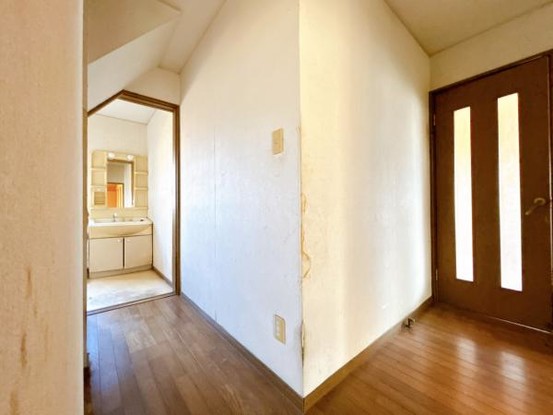 detached 愛知県豊川市谷川町洞131　谷川町倉庫付事務所A