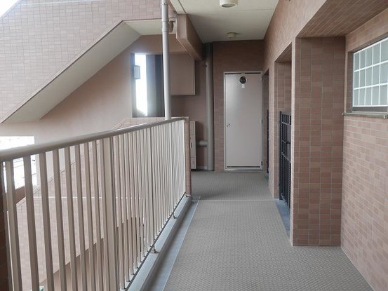 apartment 兵庫県三田市中央町
地図を見る