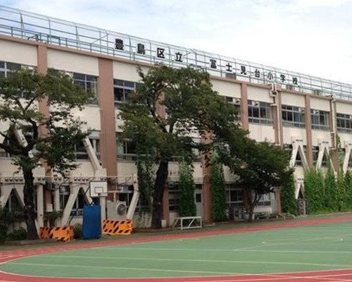detached 東京都豊島区目白５丁目
地図を見る