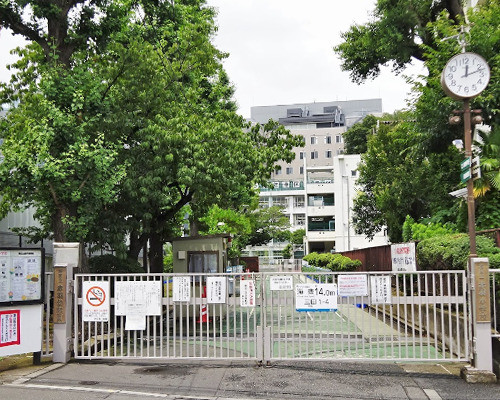 apartment 東京都港区三田１丁目
地図を見る