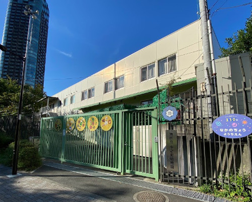 apartment 東京都港区赤坂８丁目
地図を見る