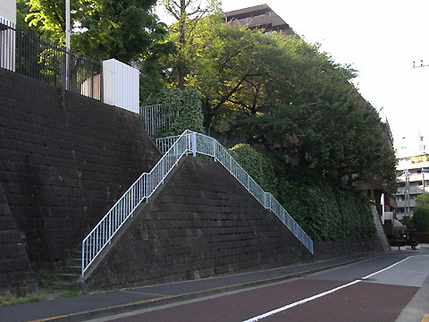 detached 東京都文京区本駒込５丁目
地図を見る
