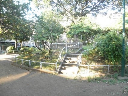 detached 東京都文京区本駒込５丁目
地図を見る
