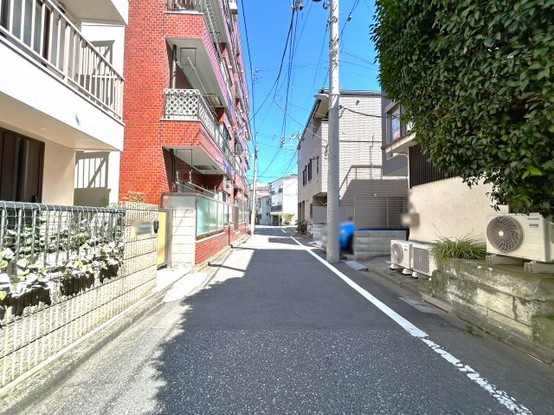 detached 東京都文京区本駒込５丁目
地図を見る