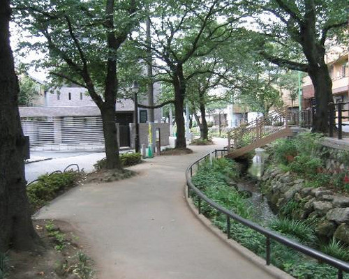 detached 東京都世田谷区三宿２丁目
地図を見る