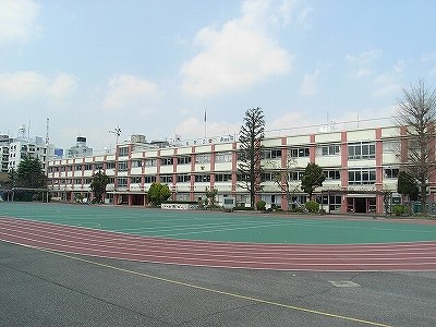 apartment 東京都港区三田２丁目
地図を見る