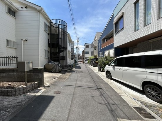 detached 東京都文京区千駄木３丁目
地図を見る