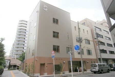 apartment 東京都千代田区岩本町２丁目
地図を見る
