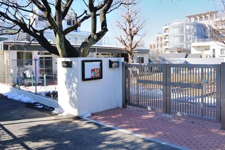 apartment 東京都文京区小日向１丁目
地図を見る