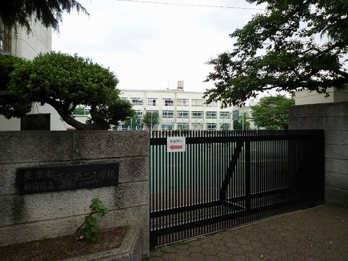 apartment 東京都新宿区上落合１丁目
地図を見る