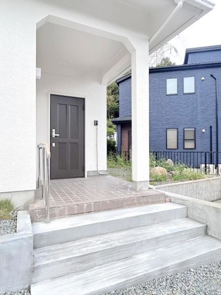 detached 兵庫県宝塚市泉町24-13 ジャルダン宝塚六番館　201号室