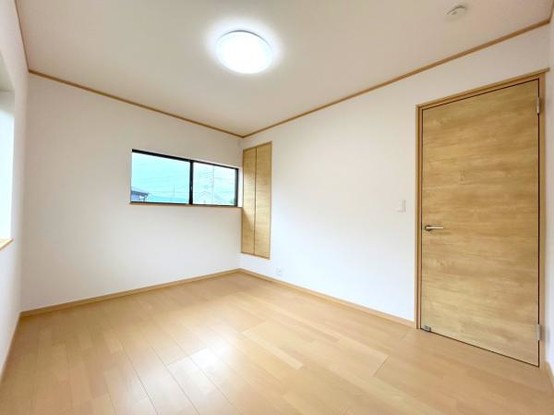 detached 兵庫県宝塚市泉町24-13 ジャルダン宝塚六番館　201号室