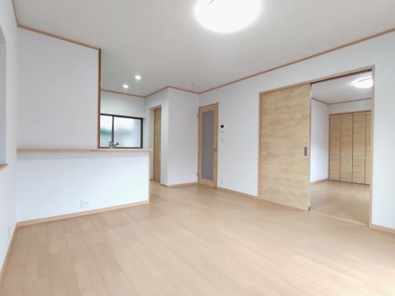 detached 兵庫県宝塚市泉町24-13 ジャルダン宝塚六番館　201号室