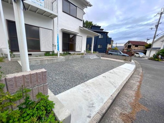 detached 兵庫県宝塚市泉町24-13 ジャルダン宝塚六番館　201号室