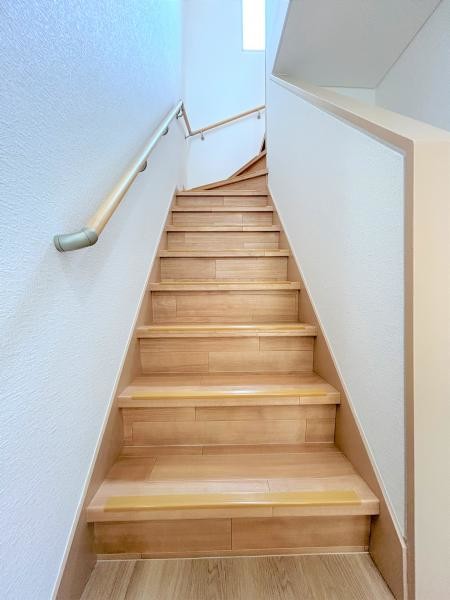 detached 兵庫県宝塚市泉町24-13 ジャルダン宝塚六番館　201号室