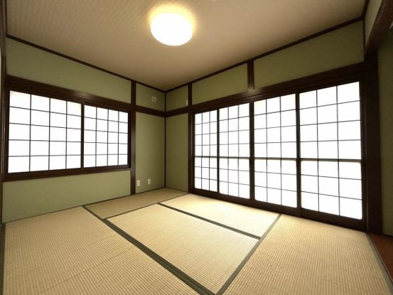 detached 兵庫県宝塚市泉町24-13 ジャルダン宝塚六番館　201号室