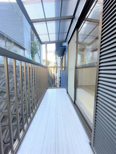 detached 兵庫県宝塚市泉町24-13 ジャルダン宝塚六番館　201号室