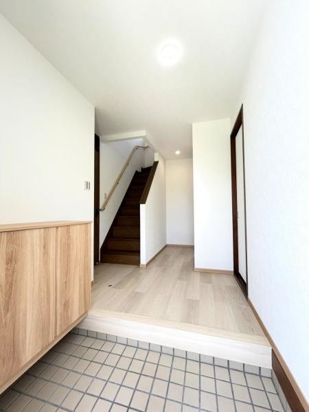 detached 兵庫県宝塚市泉町24-13 ジャルダン宝塚六番館　201号室