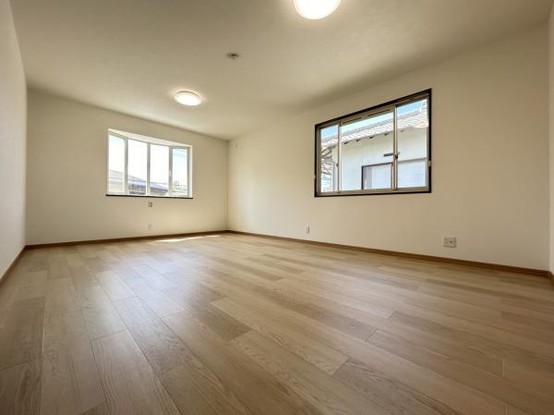 detached 兵庫県宝塚市泉町24-13 ジャルダン宝塚六番館　201号室
