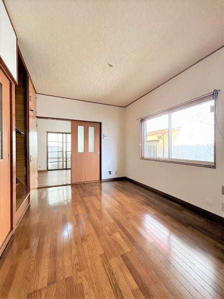 detached 兵庫県宝塚市泉町24-13 ジャルダン宝塚六番館　201号室