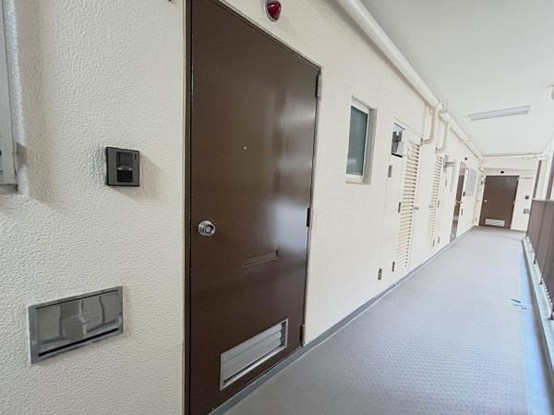 apartment 兵庫県宝塚市泉町24-13 ジャルダン宝塚六番館　201号室