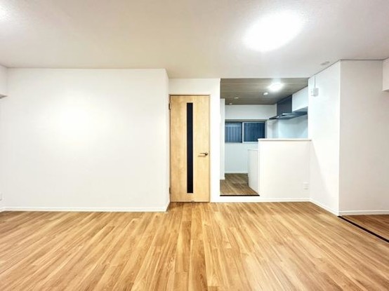 apartment 兵庫県宝塚市泉町24-13 ジャルダン宝塚六番館　201号室