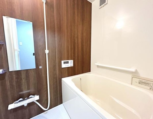 apartment 兵庫県宝塚市泉町24-13 ジャルダン宝塚六番館　201号室