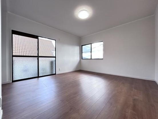 detached 兵庫県宝塚市泉町24-13 ジャルダン宝塚六番館　201号室