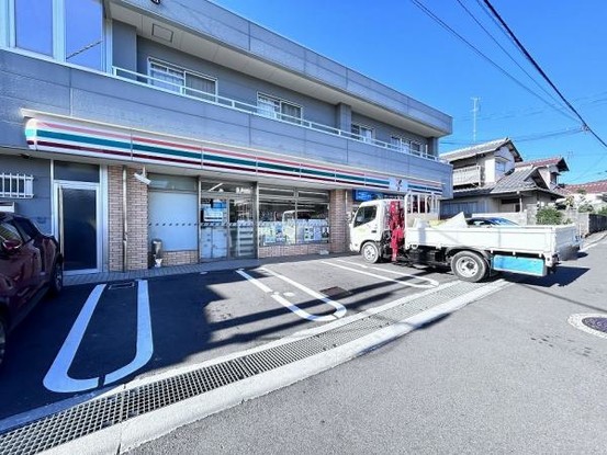 detached 兵庫県宝塚市泉町24-13 ジャルダン宝塚六番館　201号室