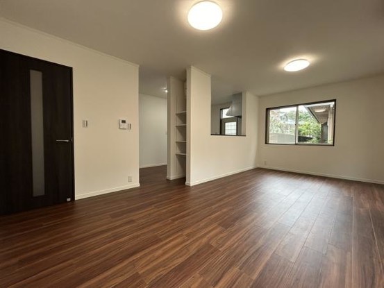 detached 兵庫県宝塚市泉町24-13 ジャルダン宝塚六番館　201号室