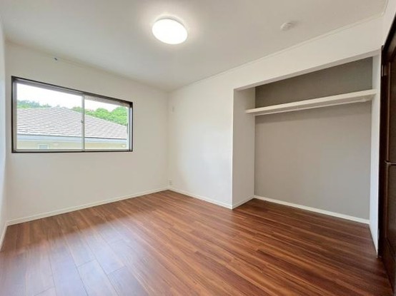 detached 兵庫県宝塚市泉町24-13 ジャルダン宝塚六番館　201号室