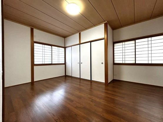 detached 兵庫県宝塚市泉町24-13 ジャルダン宝塚六番館　201号室