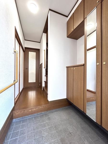 detached 兵庫県宝塚市泉町24-13 ジャルダン宝塚六番館　201号室