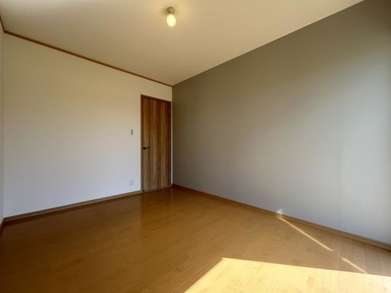 detached 兵庫県宝塚市泉町24-13 ジャルダン宝塚六番館　201号室