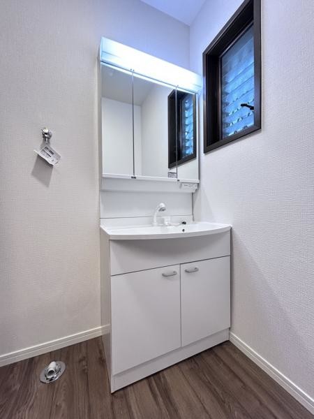 detached 兵庫県宝塚市泉町24-13 ジャルダン宝塚六番館　201号室